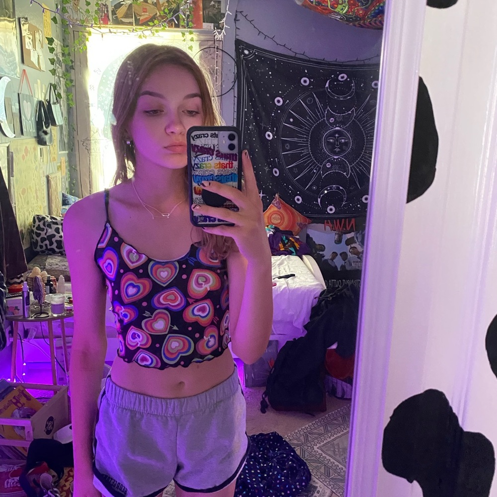 black and pink heart tank